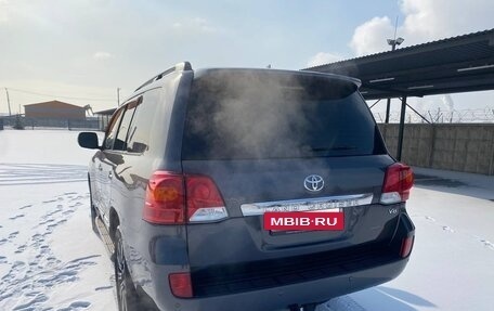 Toyota Land Cruiser 200, 2014 год, 5 900 000 рублей, 7 фотография