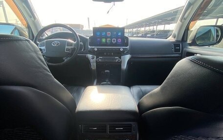 Toyota Land Cruiser 200, 2014 год, 5 900 000 рублей, 24 фотография