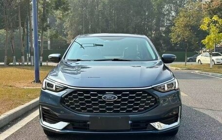 Ford Escort, 2021 год, 1 150 007 рублей, 2 фотография