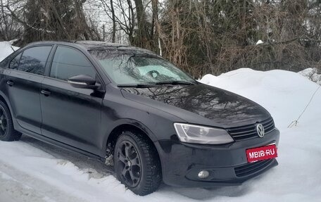 Volkswagen Jetta VI, 2012 год, 1 100 000 рублей, 1 фотография