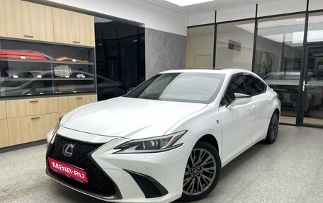 Lexus ES VII, 2021 год, 4 450 000 рублей, 1 фотография