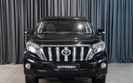 Toyota Land Cruiser Prado 150 рестайлинг 2, 2013 год, 2 820 000 рублей, 3 фотография