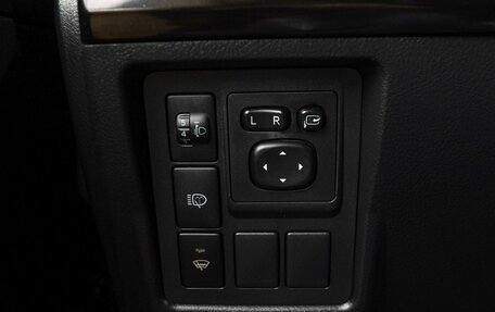 Toyota Land Cruiser Prado 150 рестайлинг 2, 2013 год, 2 820 000 рублей, 18 фотография