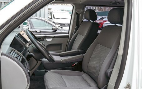 Volkswagen Caravelle T5, 2012 год, 1 890 000 рублей, 10 фотография