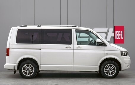 Volkswagen Caravelle T5, 2012 год, 1 890 000 рублей, 5 фотография
