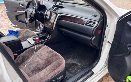 Toyota Camry, 2016 год, 2 080 000 рублей, 5 фотография