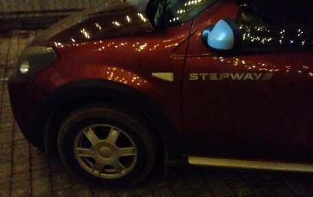 Renault Sandero I, 2013 год, 700 000 рублей, 4 фотография