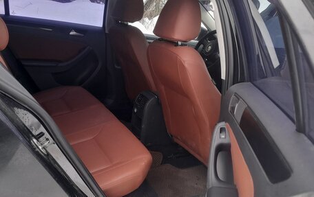 Volkswagen Jetta VI, 2012 год, 1 100 000 рублей, 5 фотография