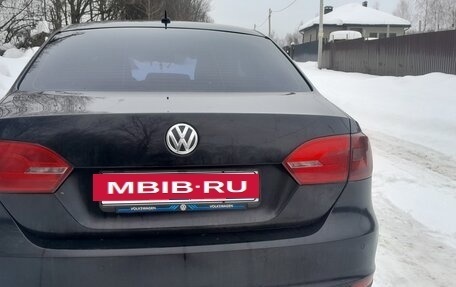 Volkswagen Jetta VI, 2012 год, 1 100 000 рублей, 3 фотография