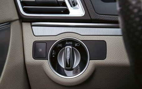 Mercedes-Benz E-Класс, 2013 год, 2 190 000 рублей, 19 фотография