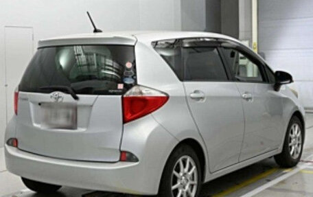 Toyota Ractis II, 2012 год, 840 000 рублей, 2 фотография