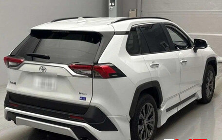 Toyota RAV4, 2025 год, 6 640 000 рублей, 2 фотография