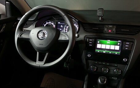 Skoda Octavia, 2019 год, 1 555 000 рублей, 10 фотография