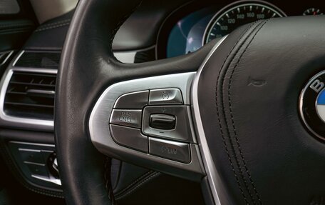 BMW 7 серия, 2016 год, 3 690 000 рублей, 19 фотография