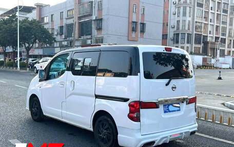 Nissan NV200, 2018 год, 1 696 000 рублей, 3 фотография