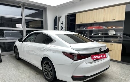 Lexus ES VII, 2021 год, 4 450 000 рублей, 7 фотография