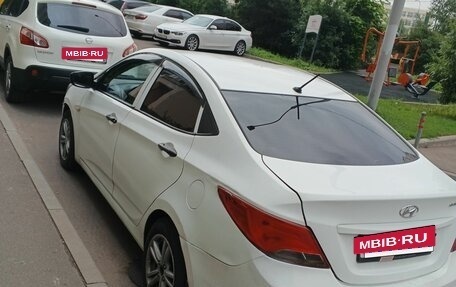 Hyundai Solaris II рестайлинг, 2014 год, 450 000 рублей, 2 фотография