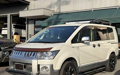 Mitsubishi Delica D:5 I, 2018 год, 2 235 000 рублей, 3 фотография