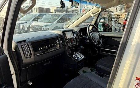 Mitsubishi Delica D:5 I, 2018 год, 2 235 000 рублей, 16 фотография