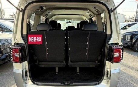 Mitsubishi Delica D:5 I, 2018 год, 2 235 000 рублей, 22 фотография