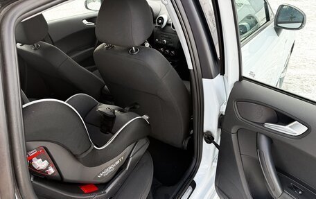 Audi A1, 2013 год, 1 350 000 рублей, 23 фотография