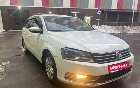 Volkswagen Passat B7, 2011 год, 890 000 рублей, 3 фотография