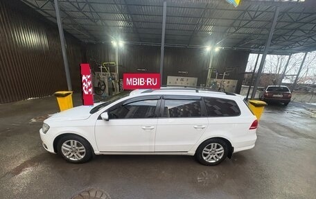 Volkswagen Passat B7, 2011 год, 890 000 рублей, 8 фотография
