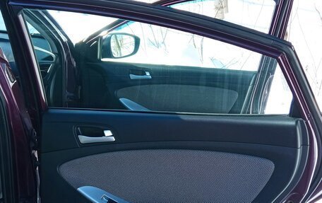 Hyundai Solaris II рестайлинг, 2012 год, 900 000 рублей, 6 фотография