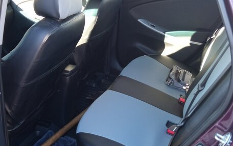 Hyundai Solaris II рестайлинг, 2012 год, 900 000 рублей, 12 фотография