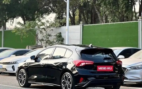 Ford Focus IV, 2021 год, 1 150 000 рублей, 4 фотография