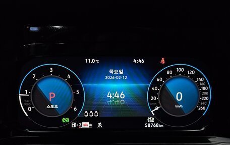 Volkswagen Golf VIII, 2022 год, 2 420 000 рублей, 11 фотография