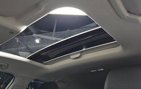 Volkswagen Golf VIII, 2022 год, 2 420 000 рублей, 16 фотография