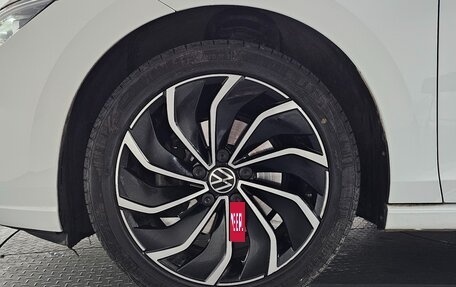 Volkswagen Golf VIII, 2022 год, 2 420 000 рублей, 5 фотография