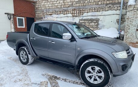 Mitsubishi L200 IV рестайлинг, 2015 год, 1 550 000 рублей, 1 фотография