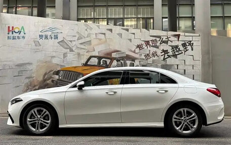 Mercedes-Benz A-Класс, 2023 год, 1 820 004 рублей, 3 фотография