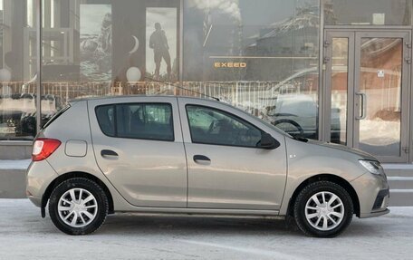 Renault Sandero II рестайлинг, 2020 год, 900 000 рублей, 4 фотография