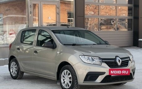 Renault Sandero II рестайлинг, 2020 год, 900 000 рублей, 3 фотография