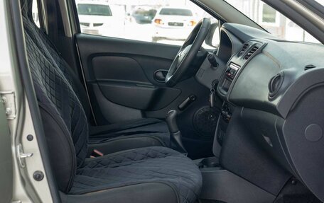 Renault Sandero II рестайлинг, 2020 год, 900 000 рублей, 16 фотография