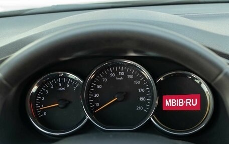 Renault Sandero II рестайлинг, 2020 год, 900 000 рублей, 12 фотография