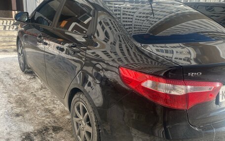 KIA Rio III рестайлинг, 2013 год, 920 000 рублей, 6 фотография