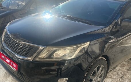 KIA Rio III рестайлинг, 2013 год, 920 000 рублей, 2 фотография