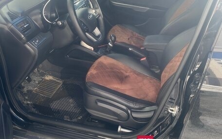 KIA Rio III рестайлинг, 2013 год, 920 000 рублей, 7 фотография