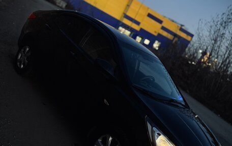 Hyundai Solaris II рестайлинг, 2011 год, 700 000 рублей, 5 фотография