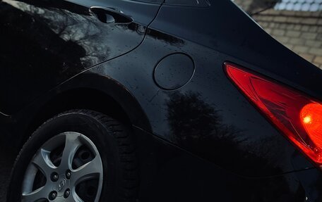 Hyundai Solaris II рестайлинг, 2011 год, 700 000 рублей, 8 фотография