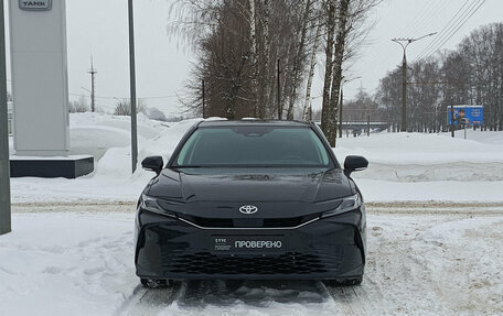 Toyota Camry, 2024 год, 3 350 000 рублей, 2 фотография