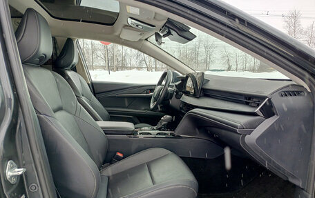 Toyota Camry, 2024 год, 3 350 000 рублей, 13 фотография