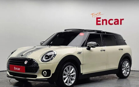 MINI Clubman, 2022 год, 2 250 000 рублей, 2 фотография