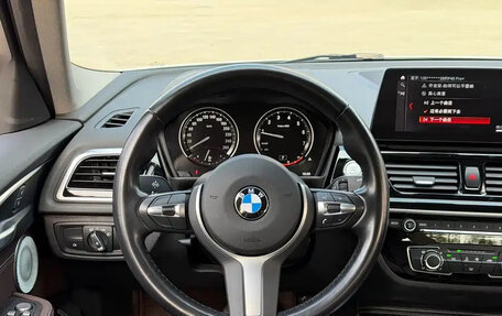 BMW 1 серия, 2023 год, 1 750 000 рублей, 10 фотография