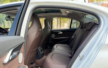 BMW 1 серия, 2023 год, 1 750 000 рублей, 17 фотография