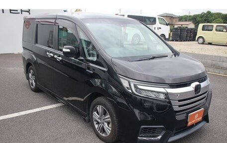 Honda Stepwgn IV, 2016 год, 1 351 230 рублей, 2 фотография